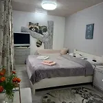три горішки Appartement *