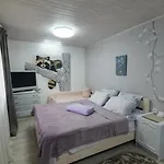 три горішки Appartement *