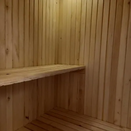 три горішки Yaremche