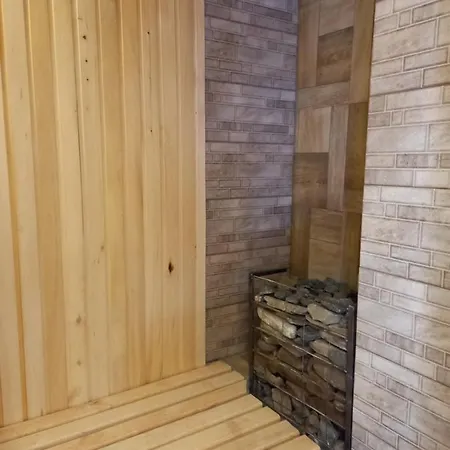 Apartment три горішки *