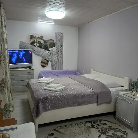 три горішки Apartment Yaremche