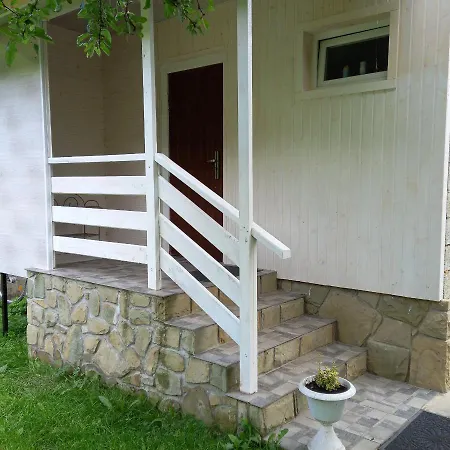 три горішки Apartment *