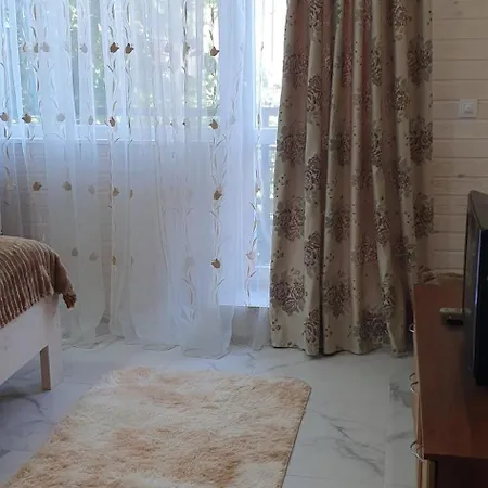 Apartment три горішки