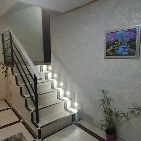 три горішки Yaremche